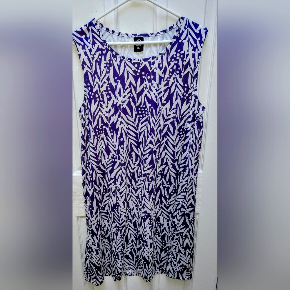 Ladies sleeveless summer dress, sz XL